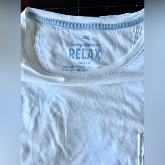 Men’s Tommy Bahama Relaxed Fit Tee (size XXL) - Picture 4 of 4